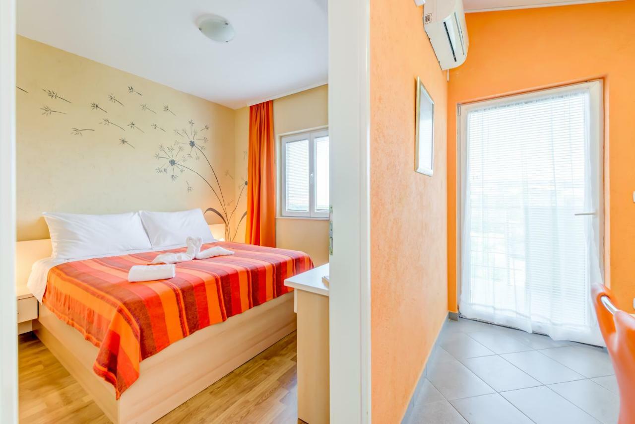 Apartments Petra Трогир Экстерьер фото