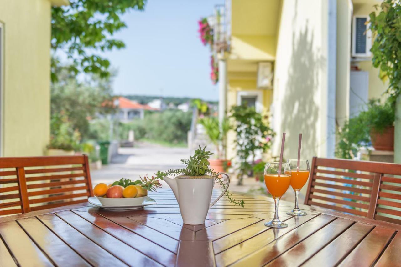 Apartments Petra Трогир Экстерьер фото