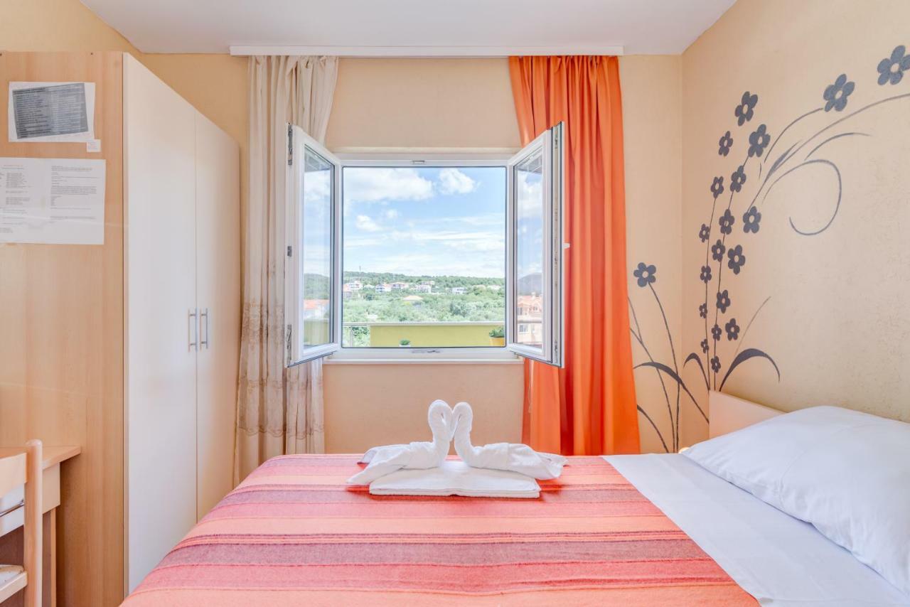 Apartments Petra Трогир Экстерьер фото