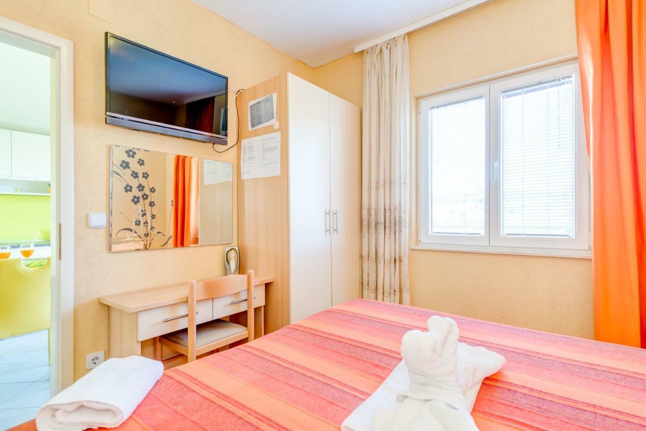 Apartments Petra Трогир Экстерьер фото